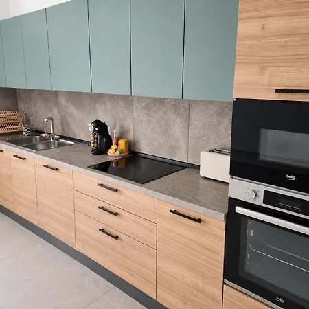 New Spacious Near Valletta