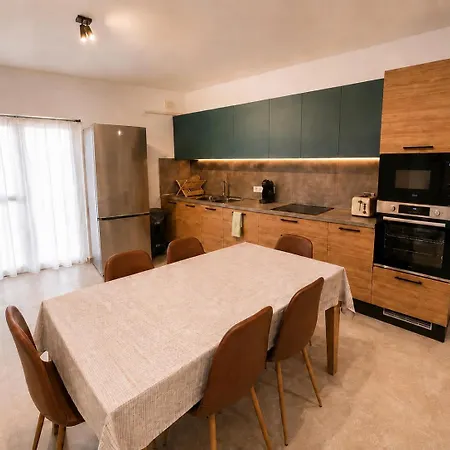 New Spacious Near Valletta * Tal Guardamangia