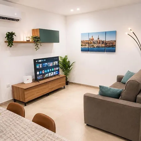 New Spacious Near Valletta *